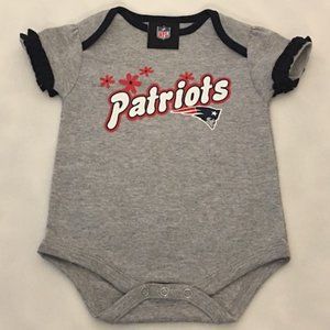 NFL NEW ENGLAND PATRIOTS Girl's Onesie NWOT